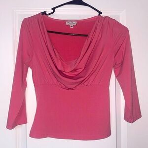 VINTAGE pink quarter sleeve scoop neck top 💕